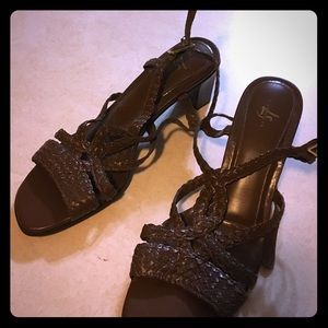 Women's dress sandals
