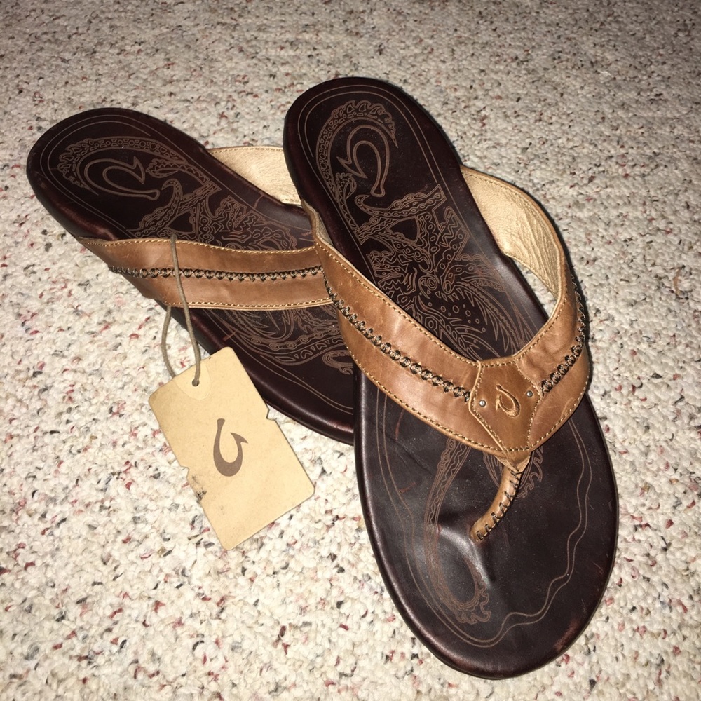 OluKai Men's Mea Ola sandal