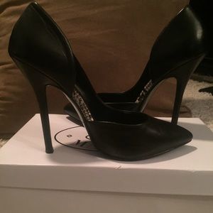 Steve Madden "Newbee" pump