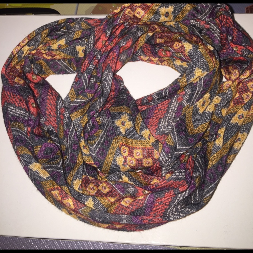 Scarf bundle! - Picture 2 of 3