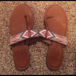 American Eagle Sandals
