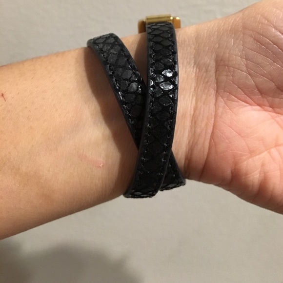 Michael kors snake skin leather bracelet - Picture 3 of 3