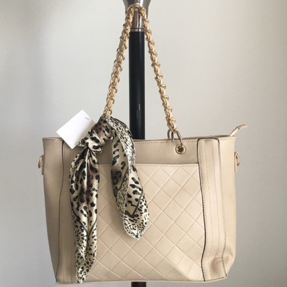 Boutique Handbags - Creamy Coconut handbag (brand new)