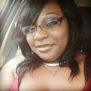 Meet your Posher, Latoya