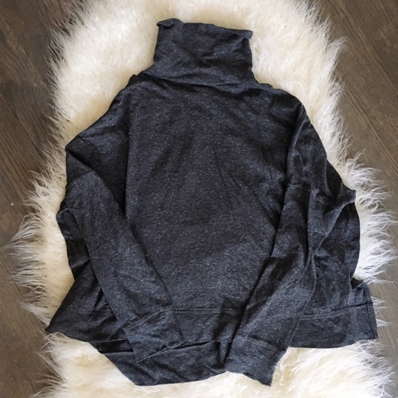 madewell • studio turtleneck - Picture 3 of 3