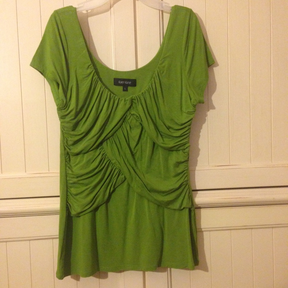 Karen Kane short sleeved top