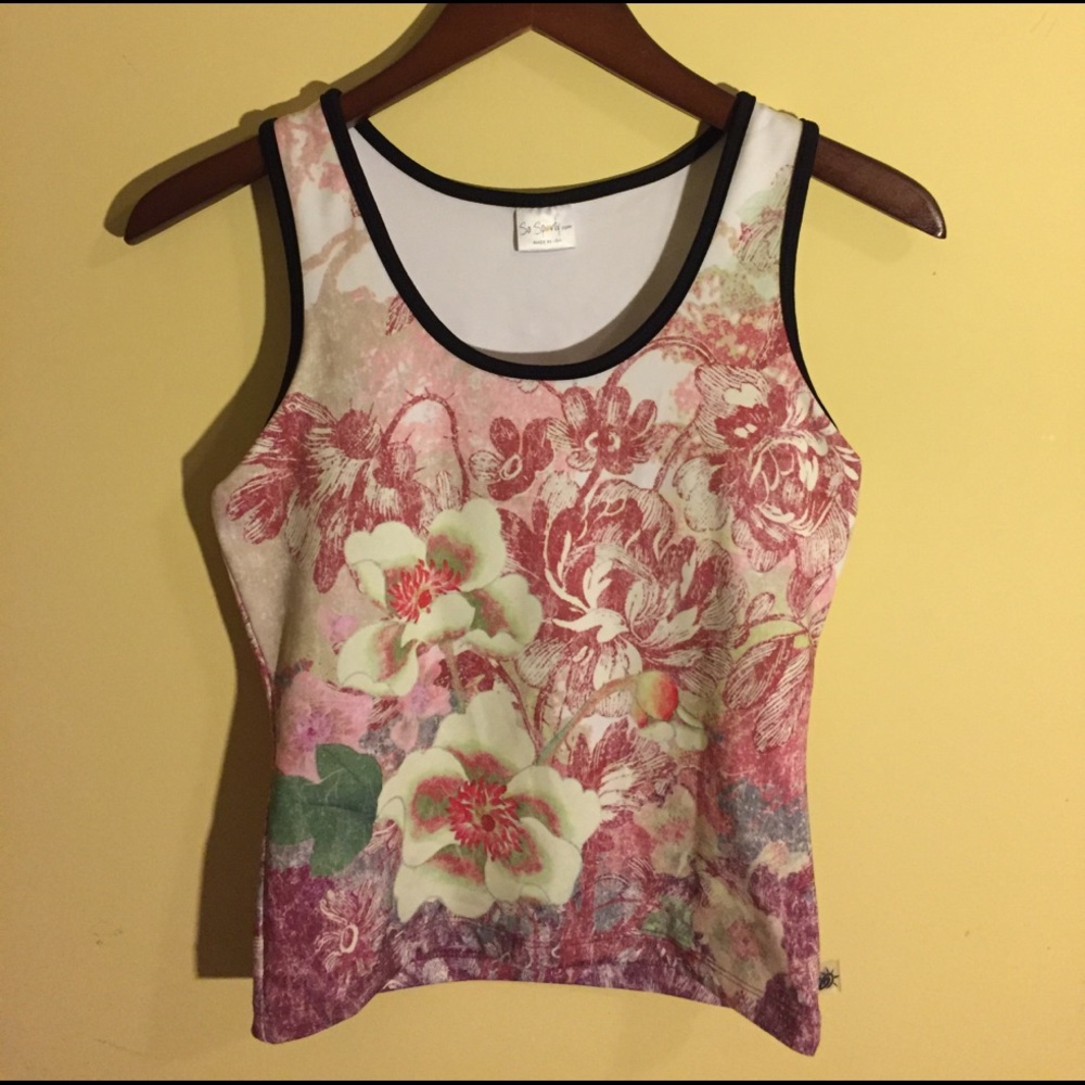 So Sporty Pink Floral Athletic Top Medium