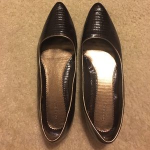 Like New Old Navy Flats - Size 10