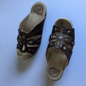 Dansko Serena Slide Size 36 (fits US 6)