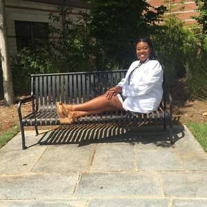 Meet your Posher, Cassandra