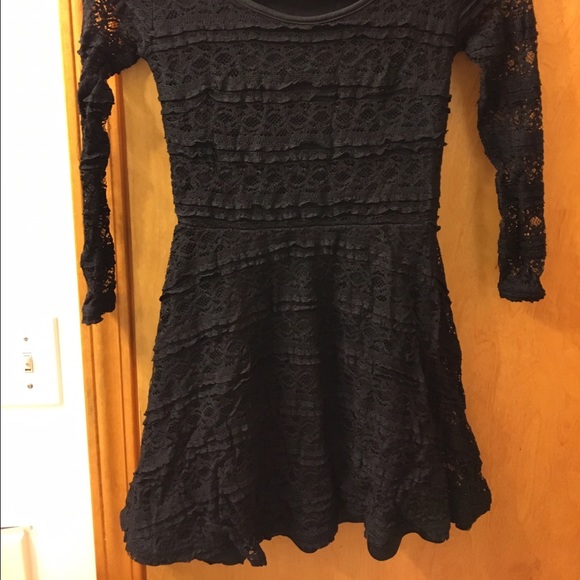 Forever 21 Ruffled LBD - Picture 2 of 3
