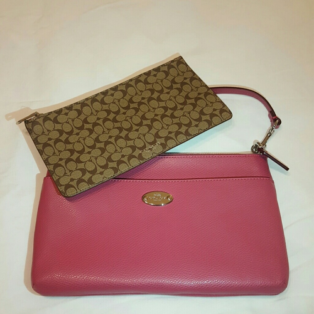 Brand new with tags Coach purse with pouch