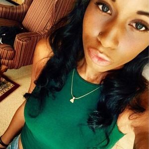 Meet your Posher, Keshia