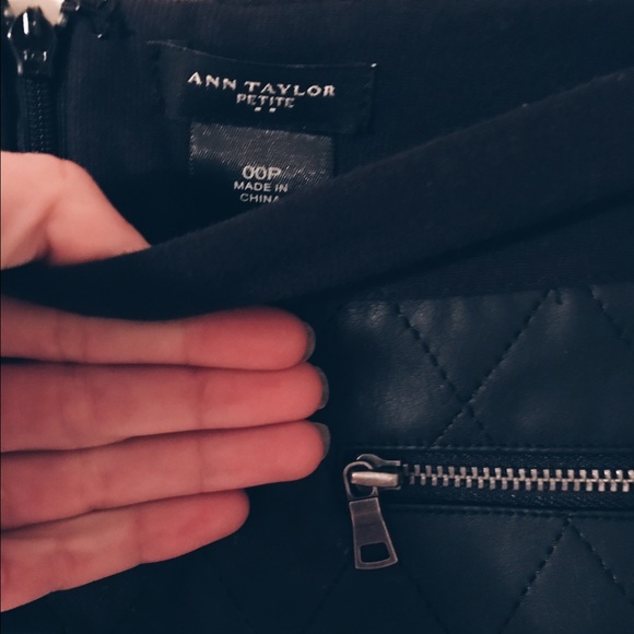 Ann Taylor Skirt - Picture 2 of 3