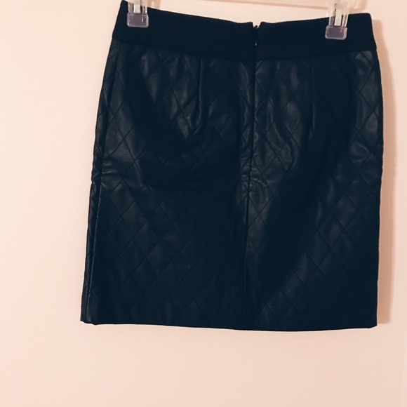 Ann Taylor Skirt - Picture 3 of 3