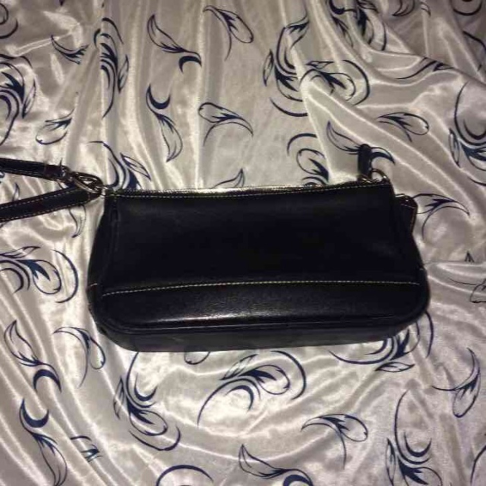 Coach wristlet (authentic)