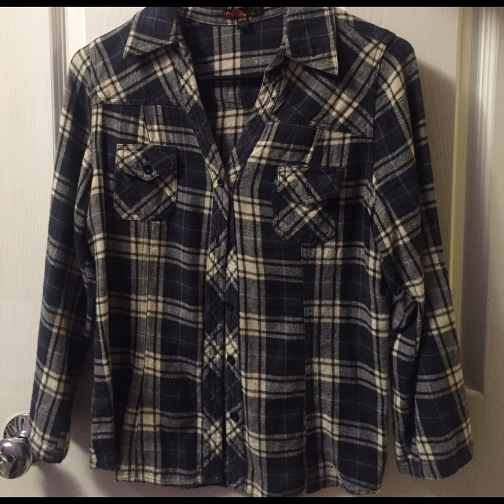 Plaid blue/white/grey flannel