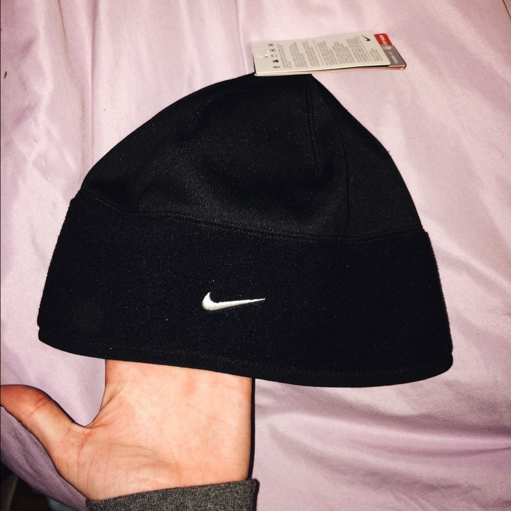 New NIKE Therma Fit
