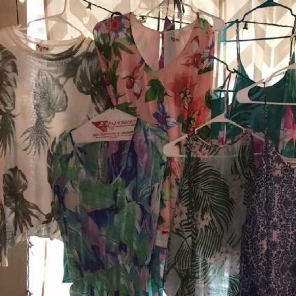 ISO 💕read!!💕 - Picture 2 of 3