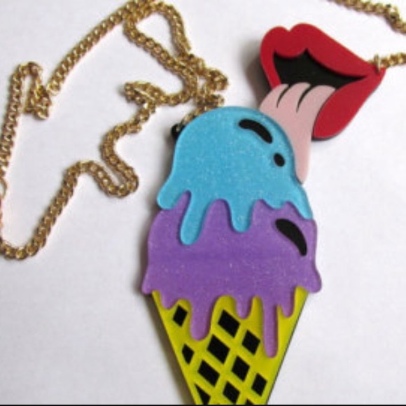 NWOT Unique Ice Cream Necklace - Picture 4 of 6