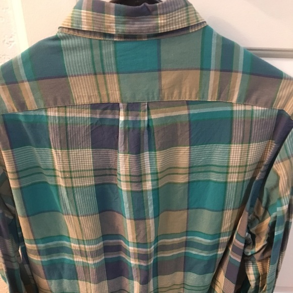 Long sleeve button down shirt - Picture 2 of 3