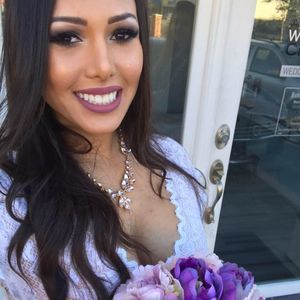 Meet your Posher, Aline