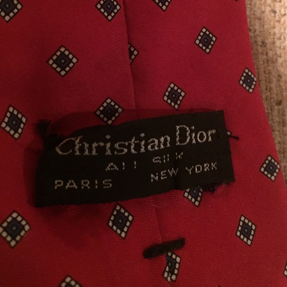 Christian Dior Red Tie with Gray & Gold Diamonds - Picture 3 of 3