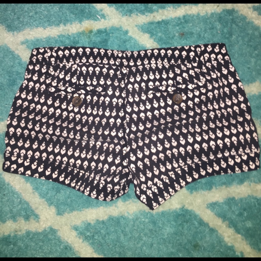 Pattern Shorts - Picture 2 of 2