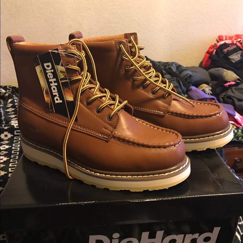 Diehard work boots