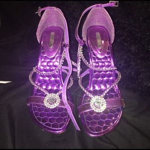 Purple heels with rhinestones