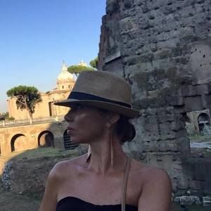 Meet your Posher, Jane