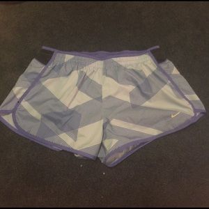 NIKE DRI-FIT RUNNING SHORT