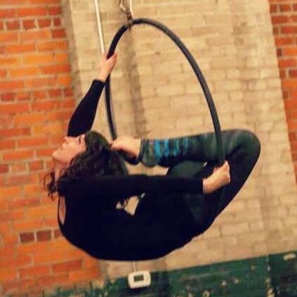 Meet your Posher, Hailey - Picture 1 of 1