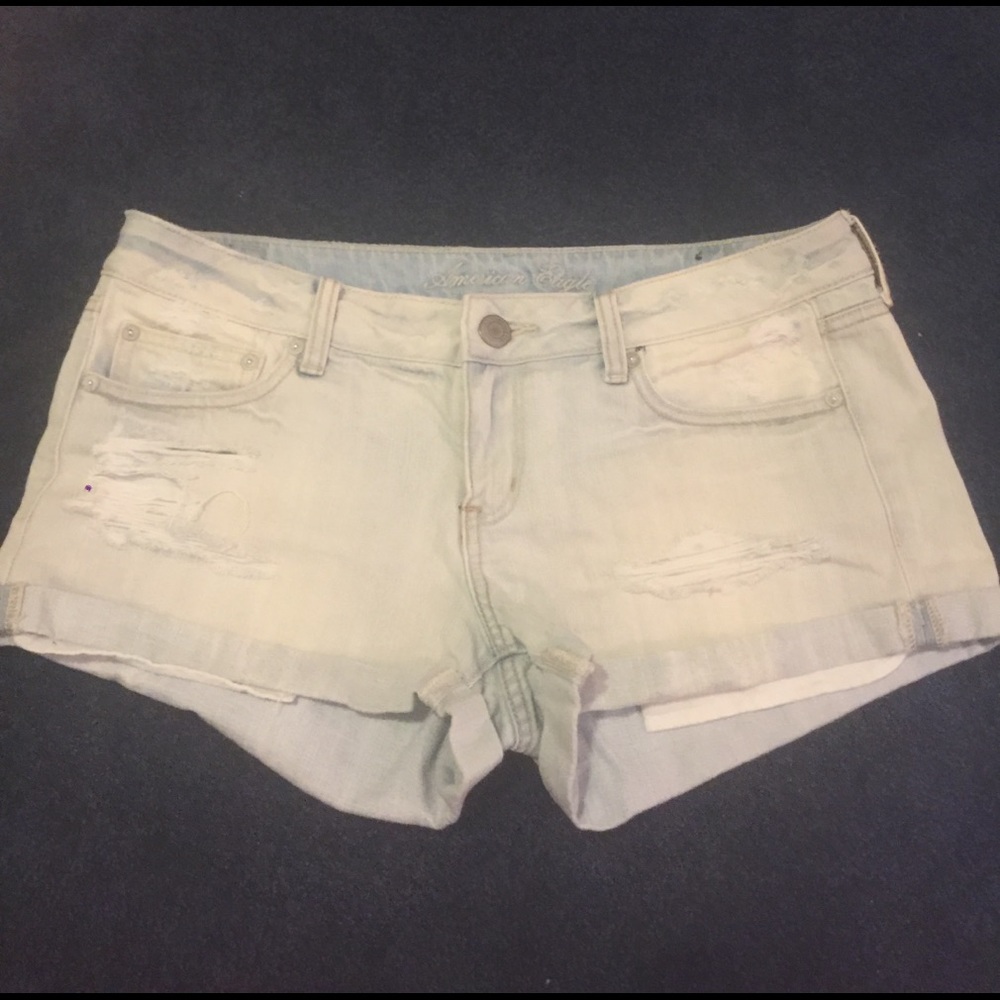 Lightwash AE Shortie Jean Shorts