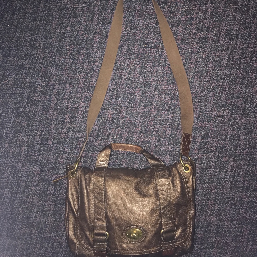 Fossil cross body