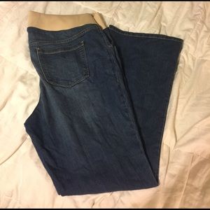 Old navy maternity bluejeans