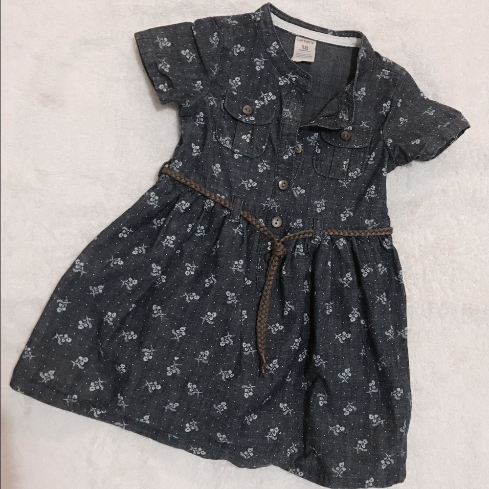 👧🏻💗Carters Chambray dress