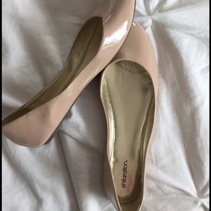 Nude patent ballet flats