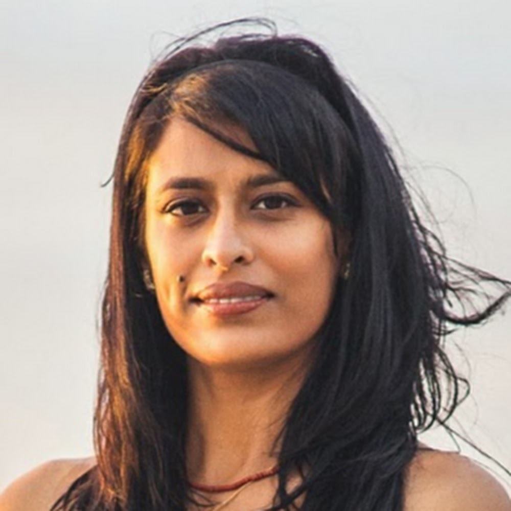 Meet your Posher, Devi