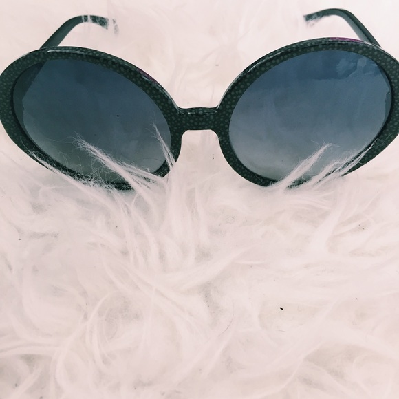 Authentic Tory Burch Sunglasses main image 2