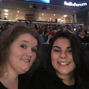 Meet your Posher, Samantha