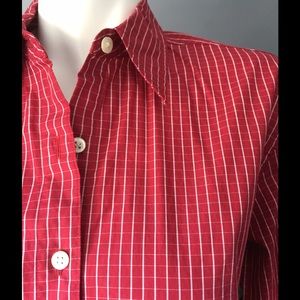 Talbots fitted cotton shirt, 3/4 length sleeves.