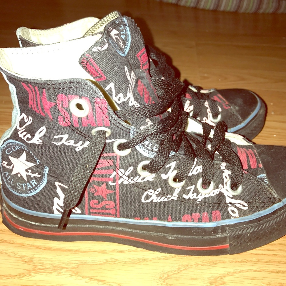 Converse "Chuck Taylor" Graffiti print