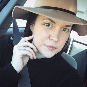 Meet your Posher, Allison