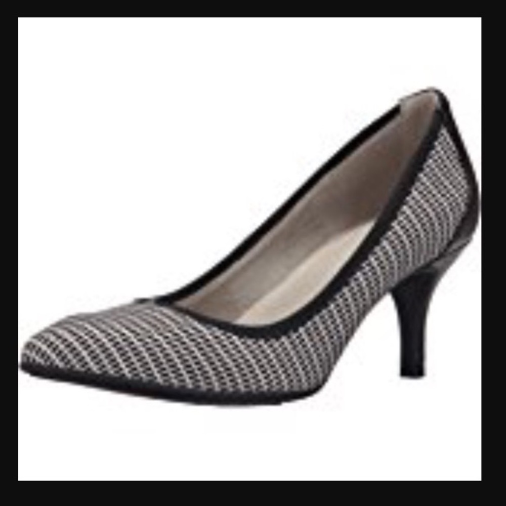 Tahari Toby pump