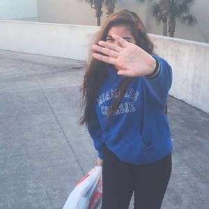 Meet your Posher, Lydia