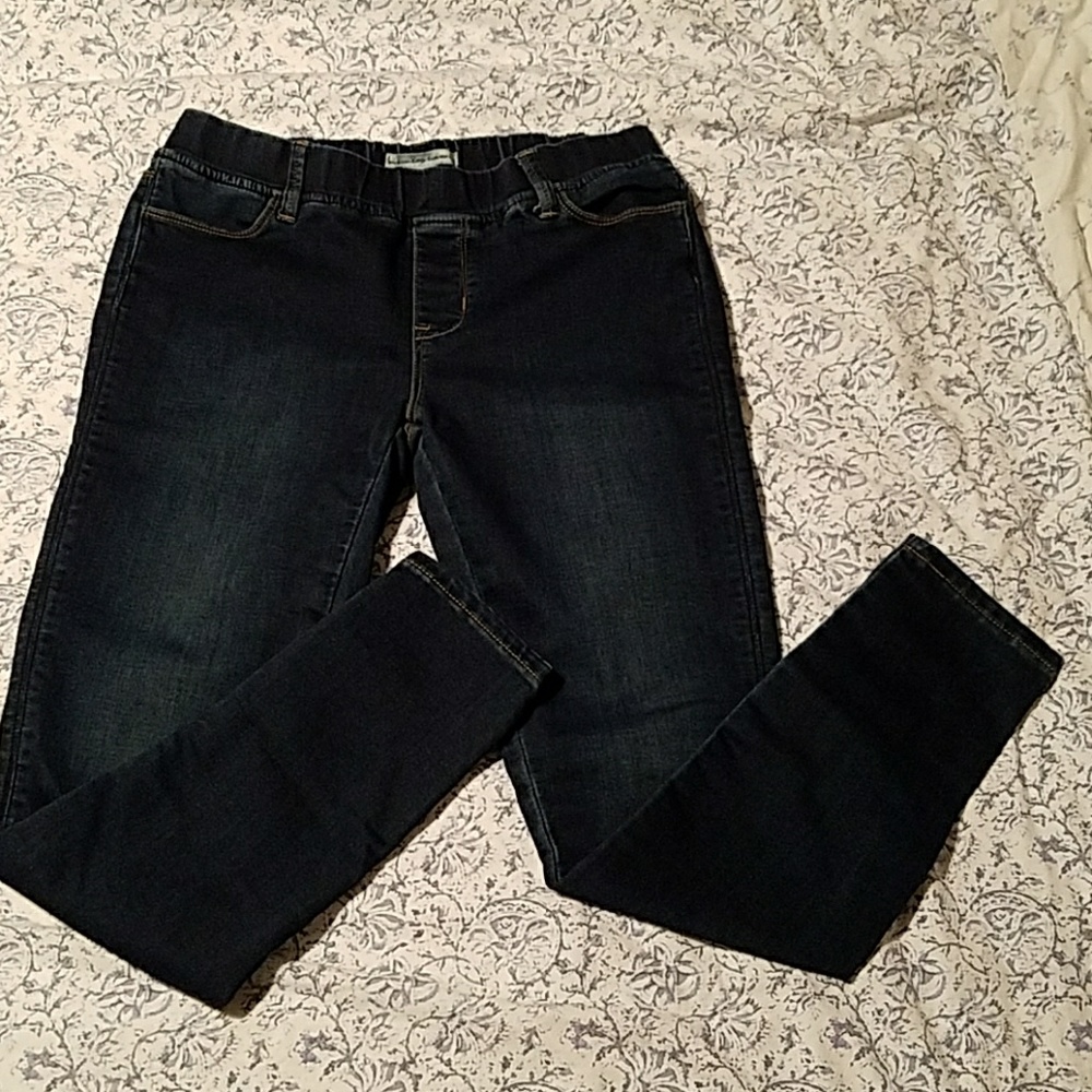 American Rag Pull On Jeans