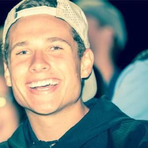 Meet your Posher, Miles