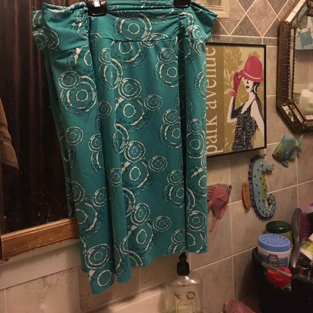 Tranquility skirt