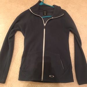 Oakley zip up